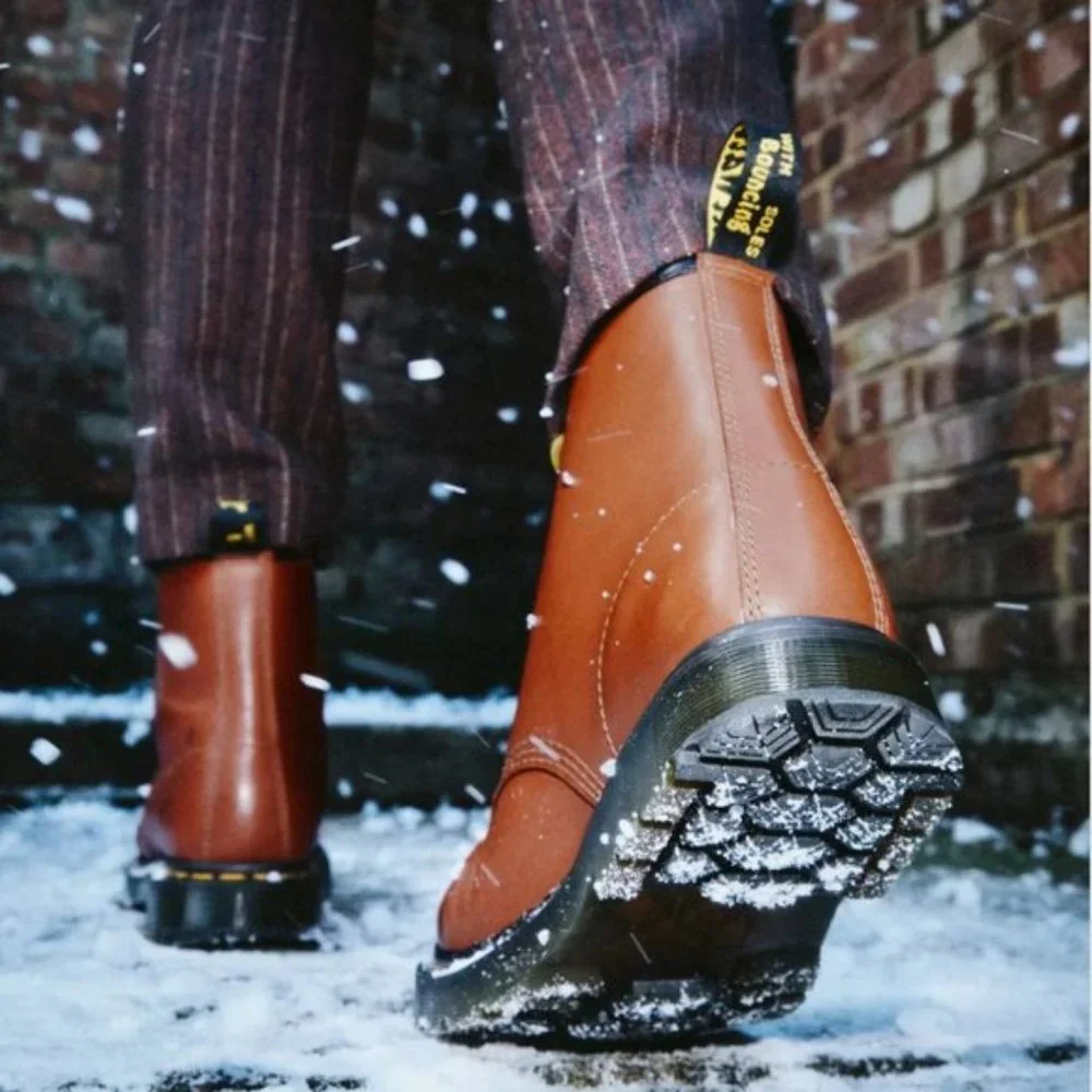***Sold***Dr Martens Unisex Tan Winter Grip 1460 DM-Lace-up Leather Boots - Picture 2 of 11